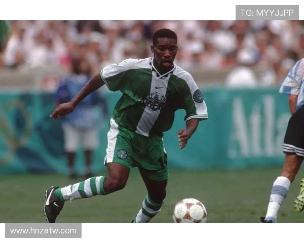 世界前三十足球巨星最新排名解析与实力对比深度观察