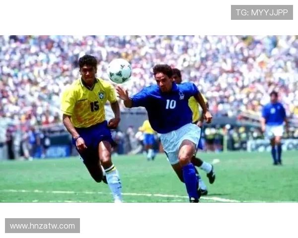 足球影锋在场上担任什么角色 常见球员编号解析与技巧分析