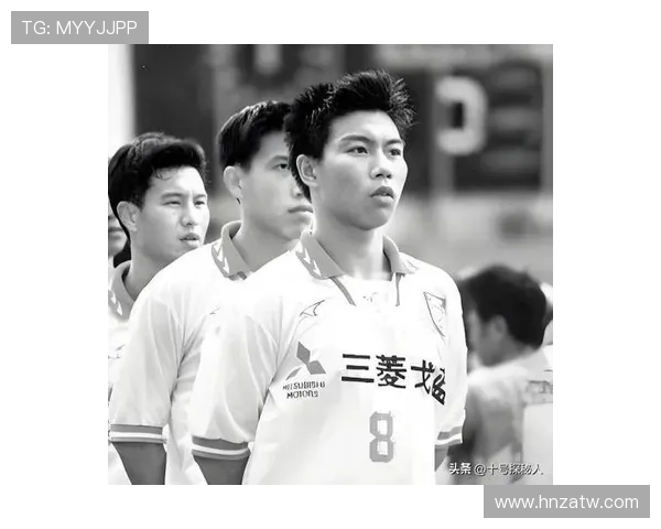 那些足球场外跑偏的球星:从不务正业到多元发展之路